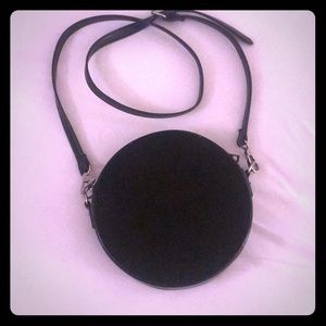 Black circle purse